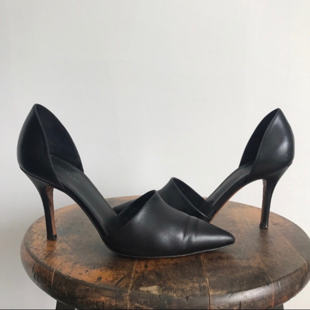 VINCE Claire d’Orsay black leather pumps